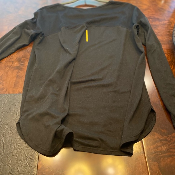 Lole long sleeve sports top Medium - Picture 4 of 4